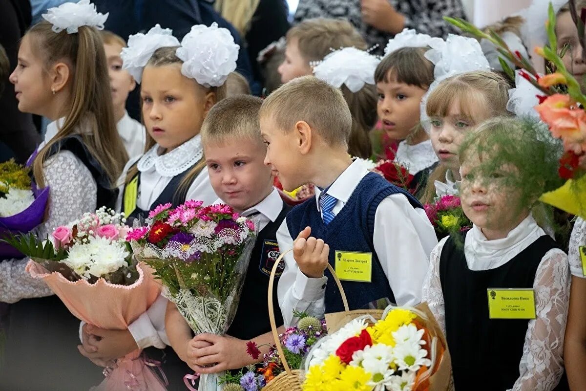 Гимназия 13 отзывы. Гимназия 13 Нижний Новгород. Школа 13 Нижний Новгород. Школа 102 Нижний Новгород. Дети в гимназии.