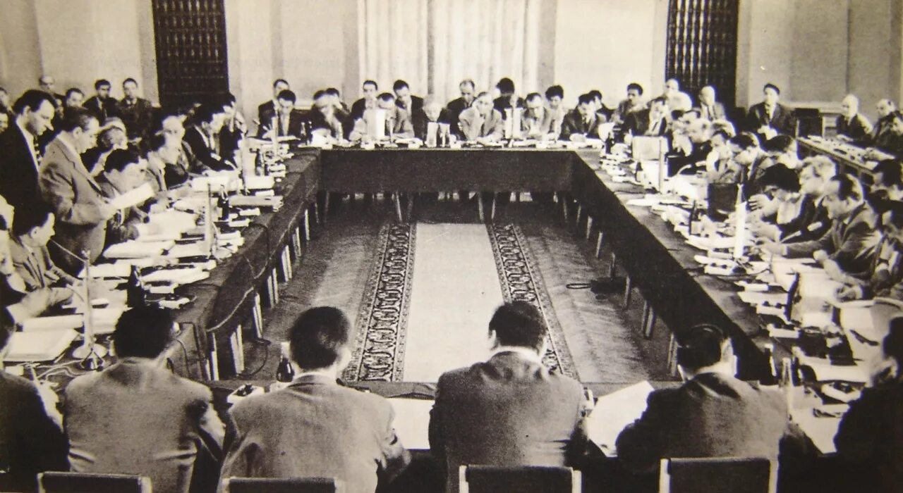 1949 создание совета. Делегация сэв 1949 первое заседание. совет экономической взаимопомощи сэв. 1949 г. совета экономической взаимопомощи (сэв).. заседание исполнительного комитета сэв. 1964 г..