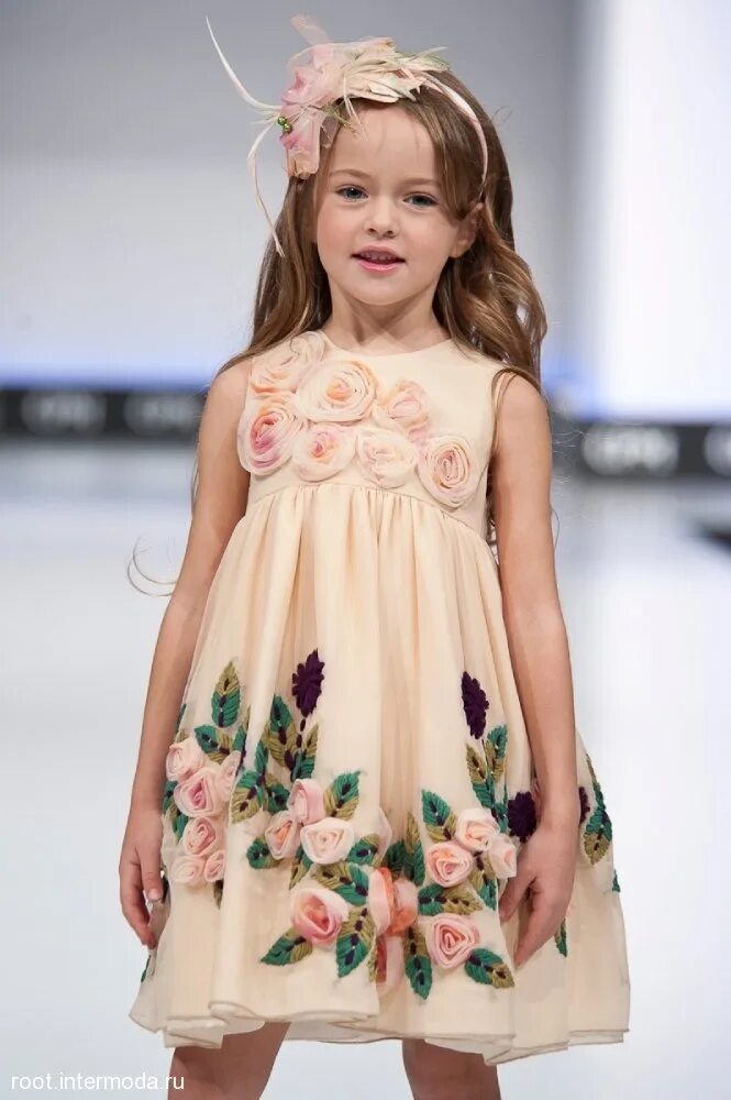 Kevin langue. Same and different for kids. Same and not the same for kids. Same kid. Same kid.