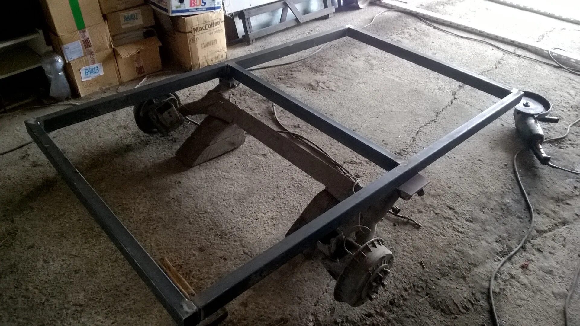 Ваз 2101 с прицепом. Прицеп для мотоблока балка 2108. Прицеп ваз 2108. Прицеп подкат из балки ваз 2109. Легковой прицеп ваз 2114.