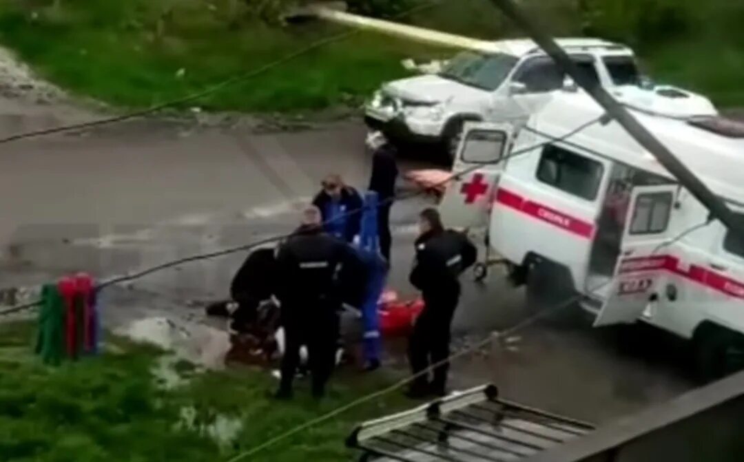Депутат взорвавший три гранаты. В спасске-дальнем взорвал гранату. взрыв гранаты в москве в квартире 2025.