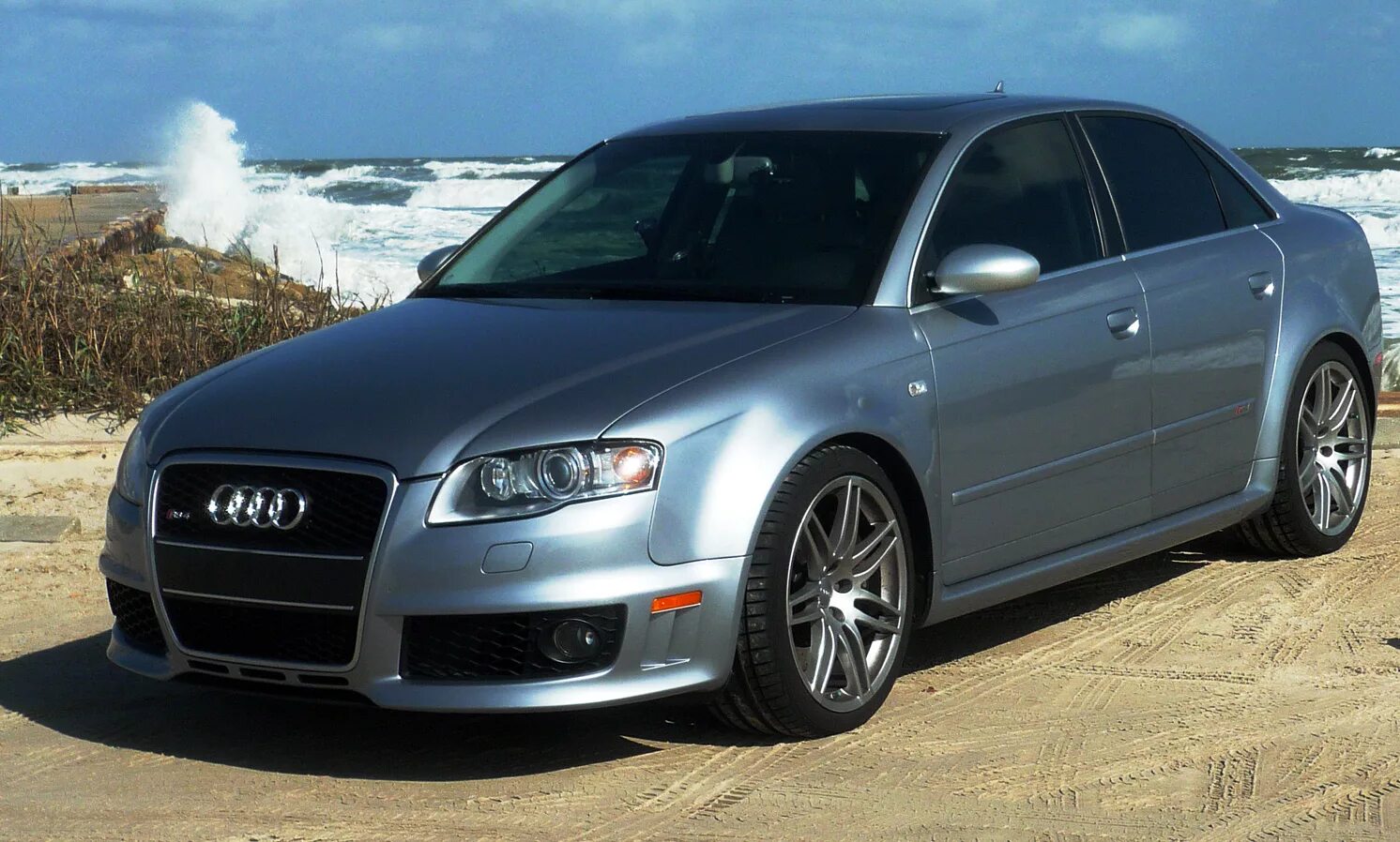 Где можно купить а 4. Audi rs4 2005. Audi a4 (b7) 2005-2007. Audi a4 b7. Ауди РС 4 2007.