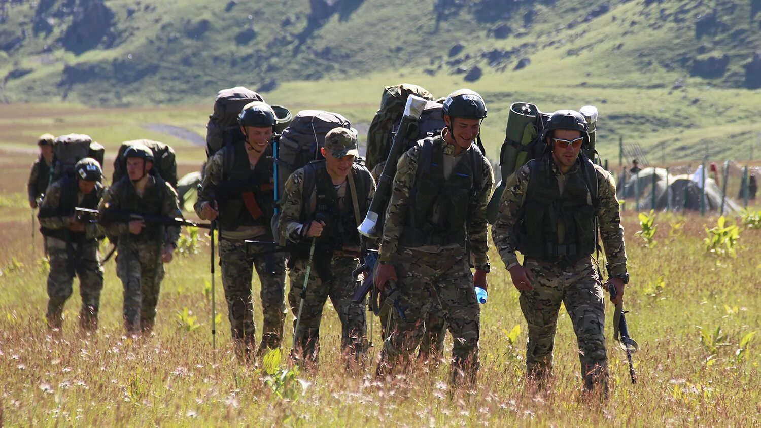 Место сбора военных. Военные сборы. Военные сборы в России. Сборы в армию. Горные подразделения вс РФ.