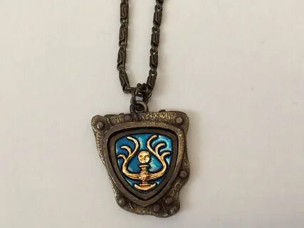Амулет замок