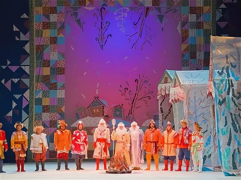 Ул. Спектакль 12 месяцев для детей в москве. Спектакль 12 месяцев костюмы. Двенадцать месяцев спектакль. 12 месяцев пермь.