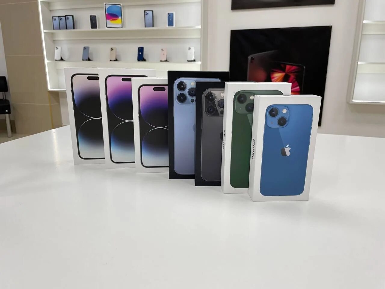 13 айфон ин. Apple 11 Pro Max narxi. Айфон 12. Айфон 11 и 12. Айфон 12 про Макс.