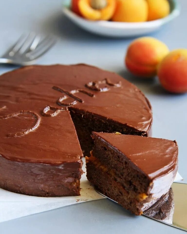 венский захер. венский торт захер. торт захер классический. венский торт «sacher». венский торт захер.