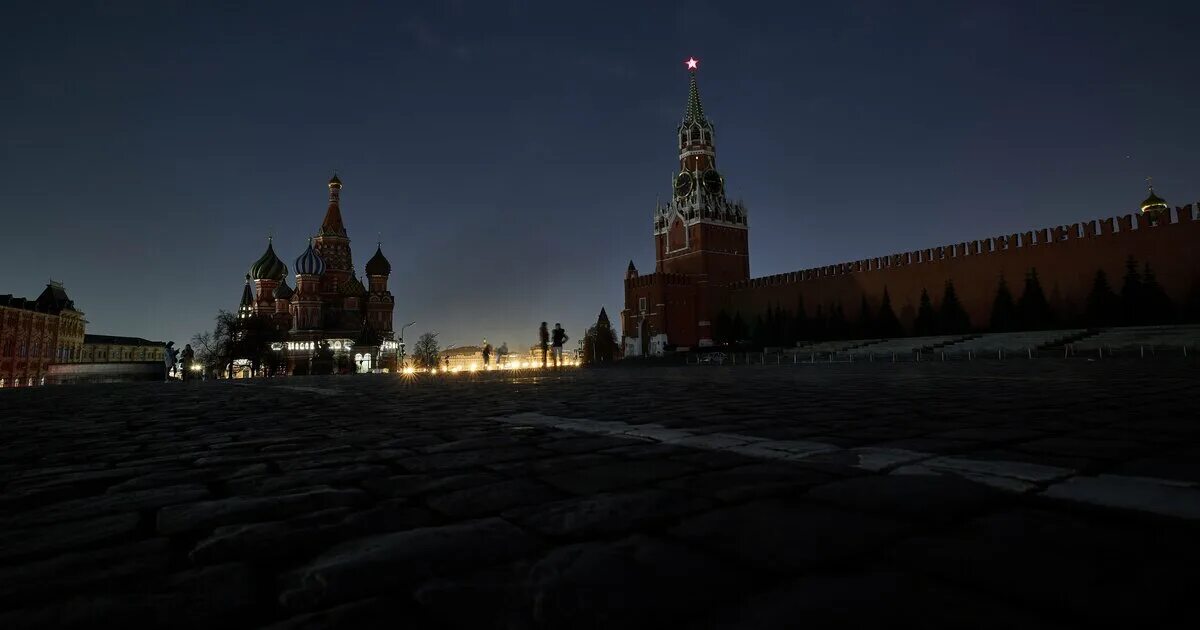 Площадь земли москвы. Москва Эстетика красная площадь. Площадь ночью. Россия Эстетика красная площадь. Красная площадь ночью.