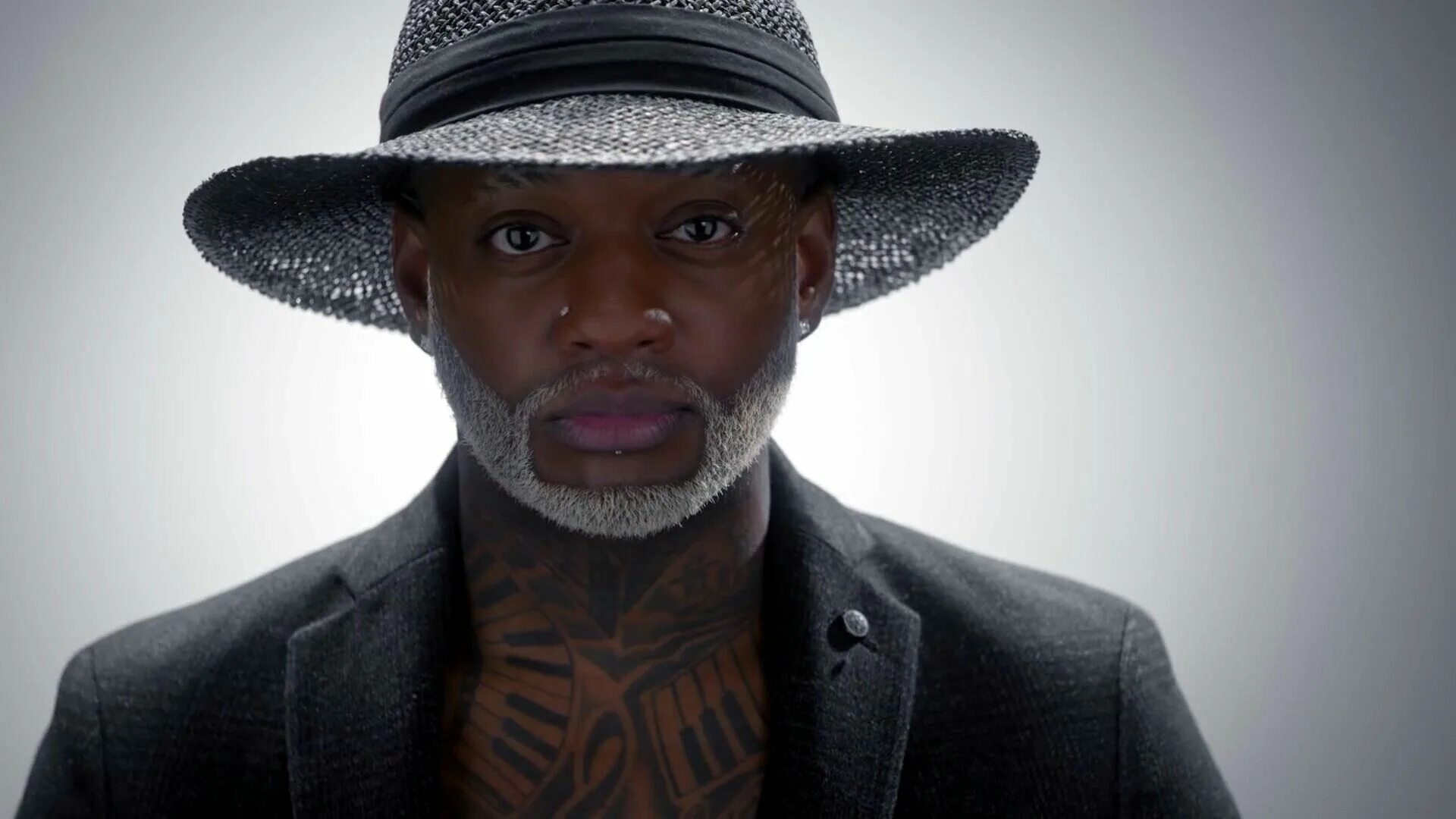 Ego Уилли Уильям. Willy William певец. Английские песни поет мужик