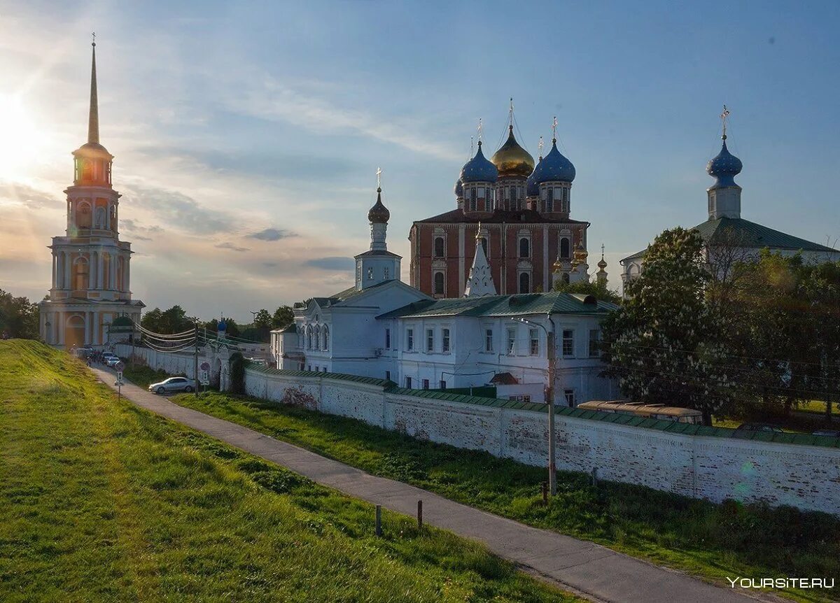 Рязань Кремль. Г.Рязань (Рязанский Кремль). Кремлевский вал Рязань. Переяславль-Рязанский достопримечательности. Кремлевский вал