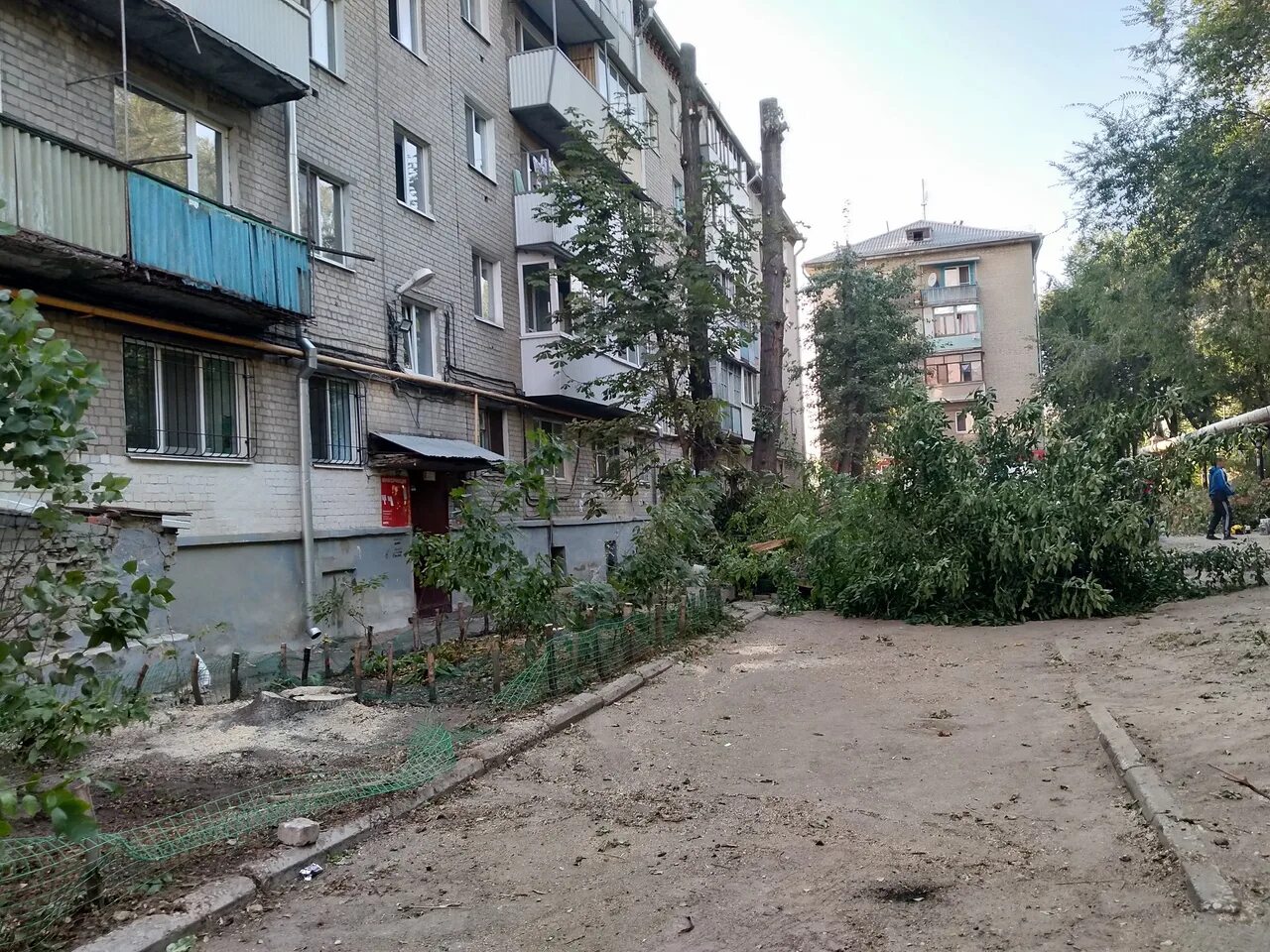 Саратов заводской работа для женщин свежие. Саратов заводской. Город Саратов заводской район. Заводской район. Окраина заводского района Саратов.