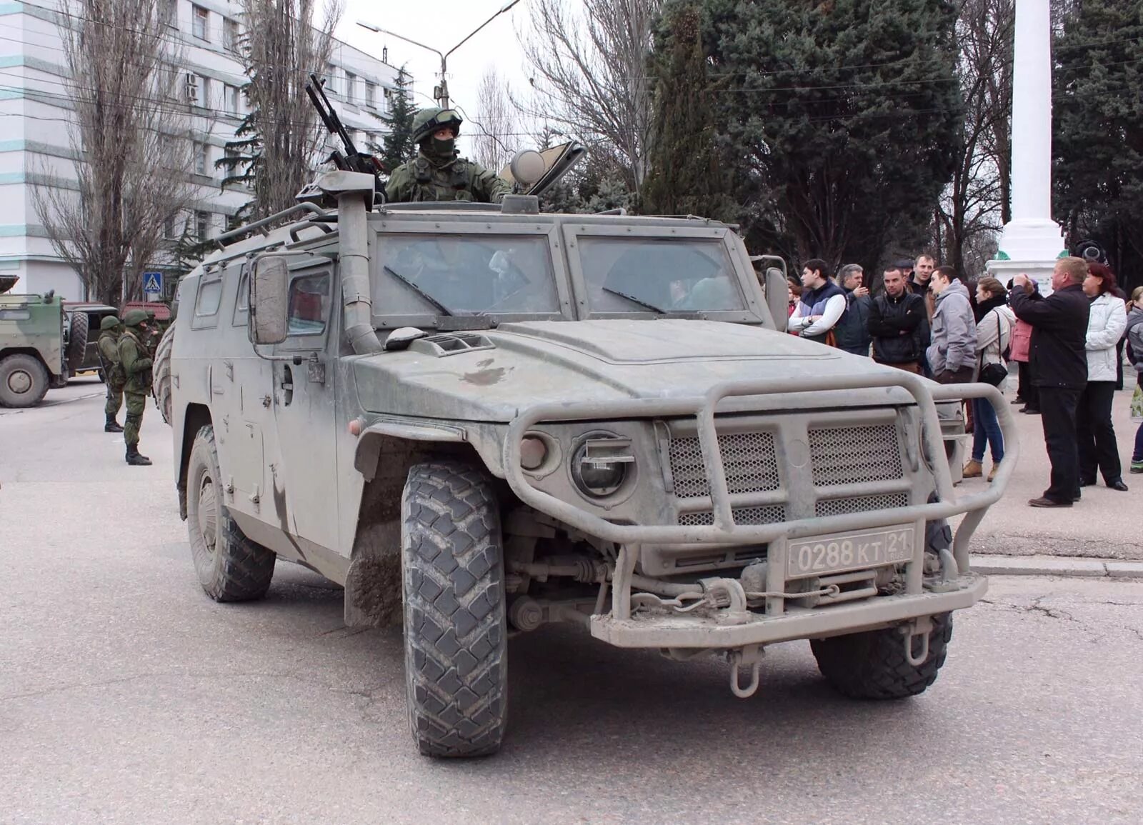 Автомобили вс рф. ГАЗ 2330 тигр. ГАЗ-233034 — СПМ-1 «тигр». Внедорожник «тигр» (ГАЗ-2330) Гражданский. ГАЗ 2330 тигр полиция.