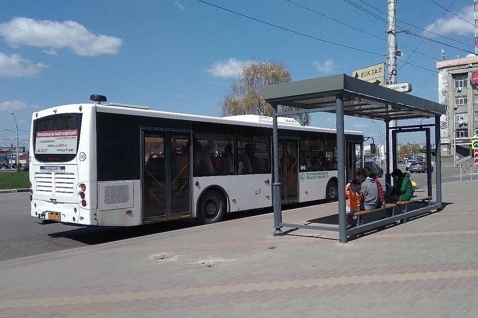 Автобус 9 т. Новый ЛИАЗ Липецк. Липецкий автобус 9т. Волгабас автобус Липецк. Липецк автобус МАЗ.