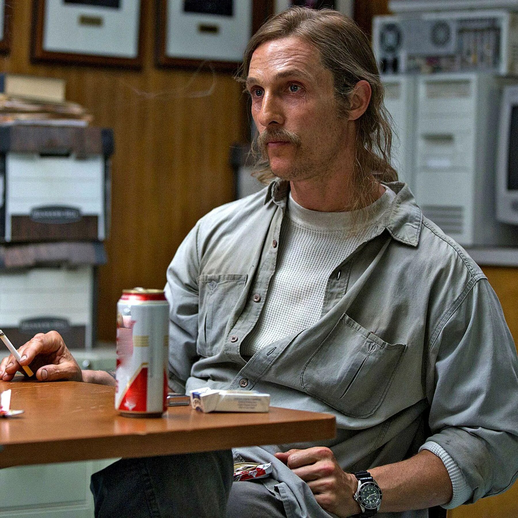 Мэттью макконахи лес. Мэттью макконахи детектив. true detective метью макконахи. растин коул. метью макконахи раст коул.