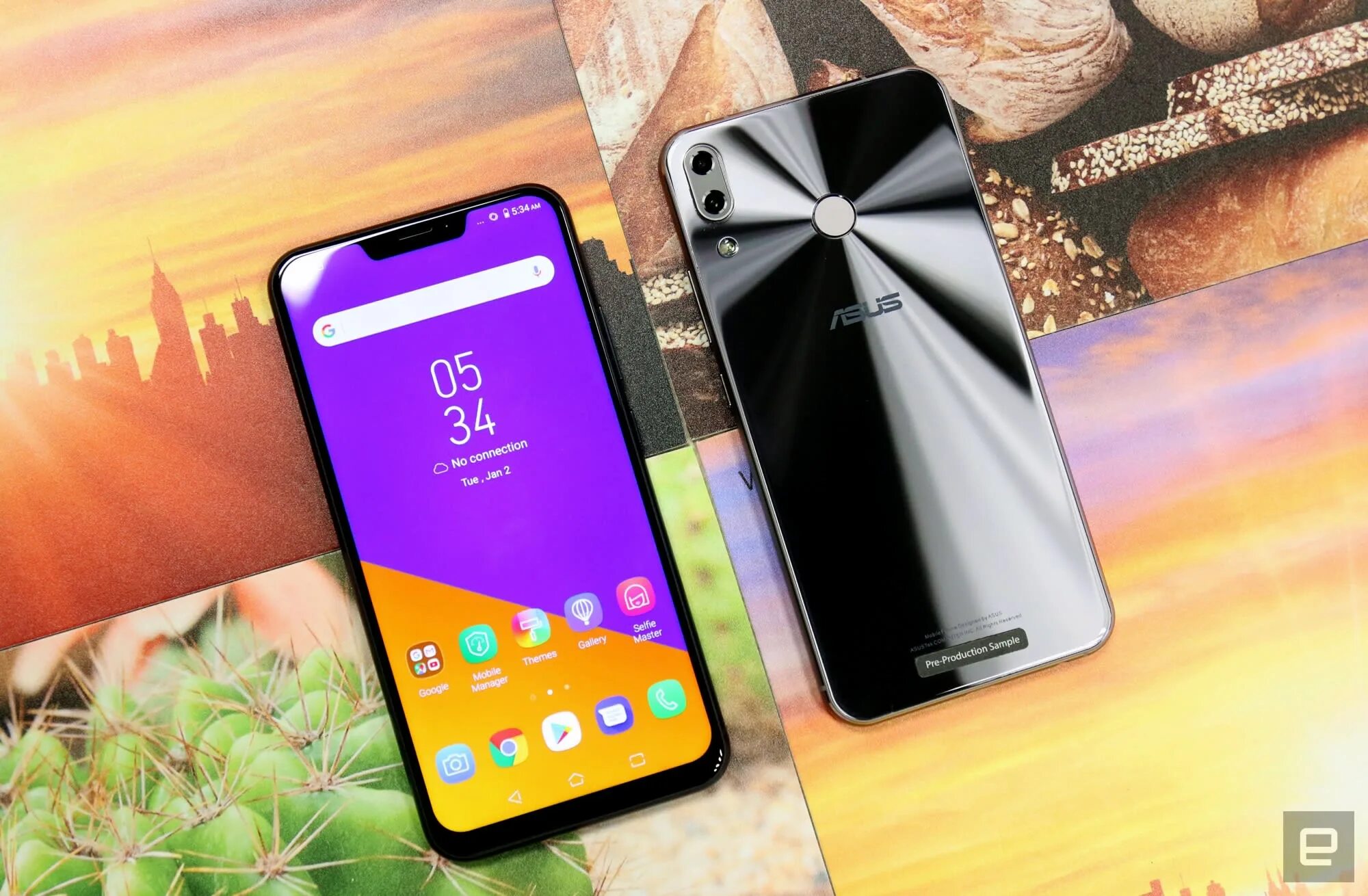 Телефон похожий на 10. ASUS Zenfone 5z zs620kl. ASUS Zenfone 5 ze620kl. ASUS Zenfone 5z zs620kl 6/64gb. ASUS Zenfone 5 2018.