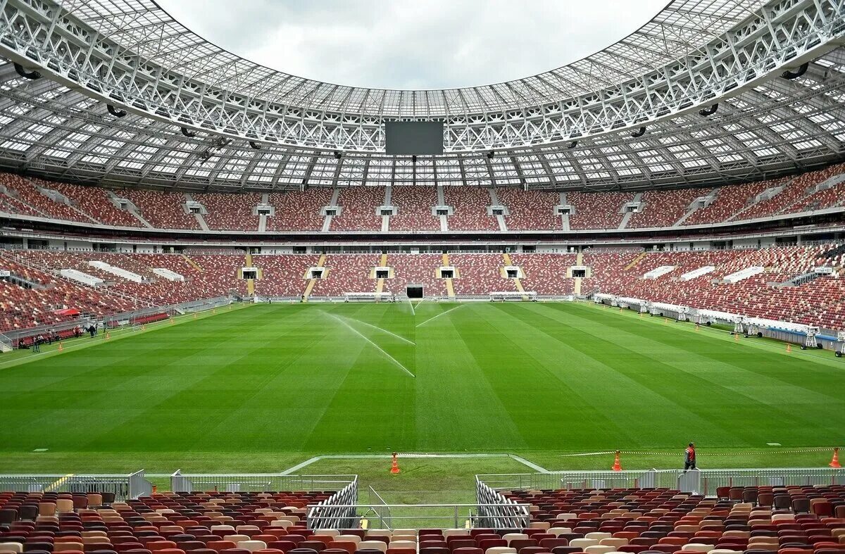 казань арена. солидарность самара арена fifa 18. стадион фишт сочи сборная россии футбол. лужники стадион 2018. футбол чемпионат стадионы.