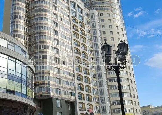 Бц кольцо. Кольцо екатерины екатеринбург. бц кольцо екатерины екатеринбург. жк кольцо екатерины екатеринбург. жилые комплексы на радищева кольцо екатерины.