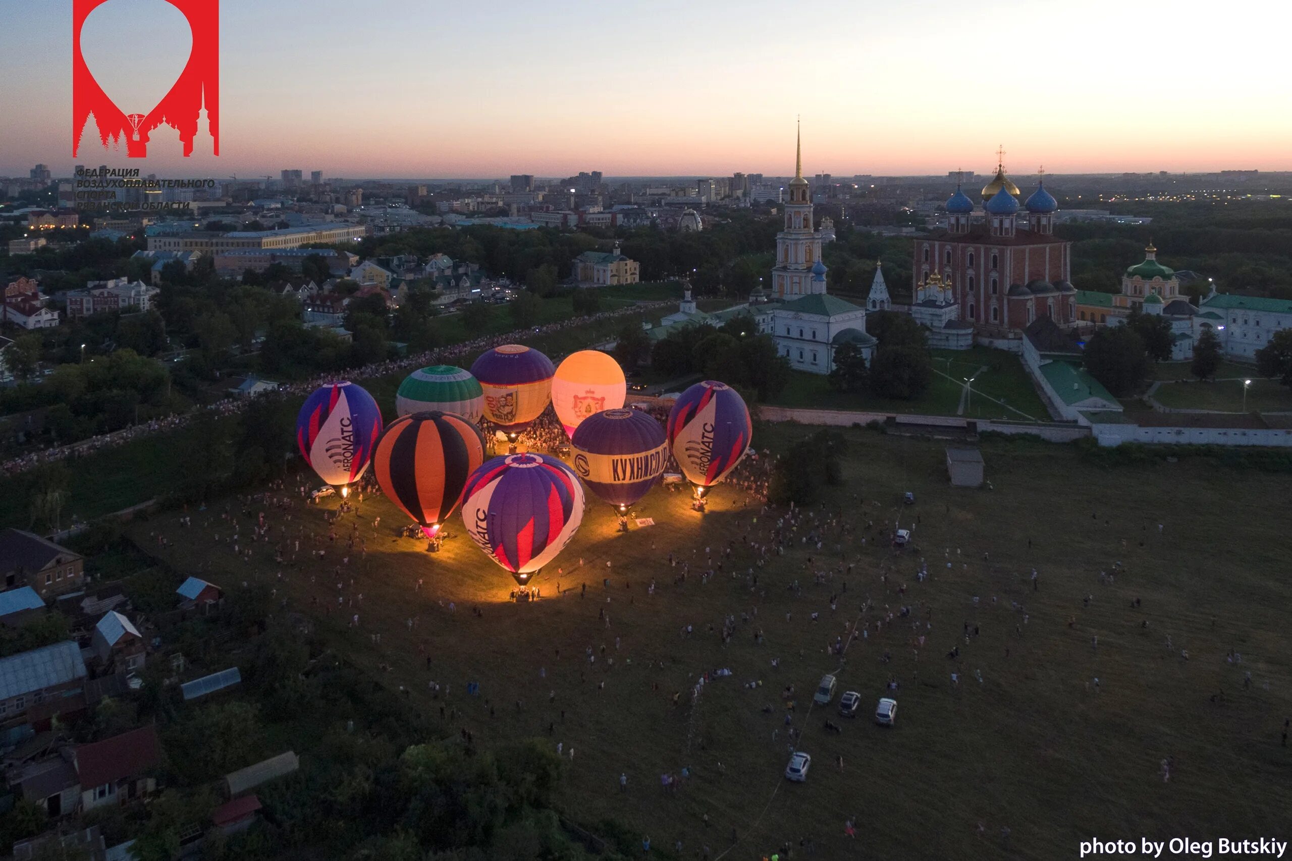 На воздушном шаре рязань. Фестиваль воздухоплавания небо России 2022. Фестиваль воздухоплавания Рязань. Фестиваль небо России Рязань. Небо России Рязань 2022.