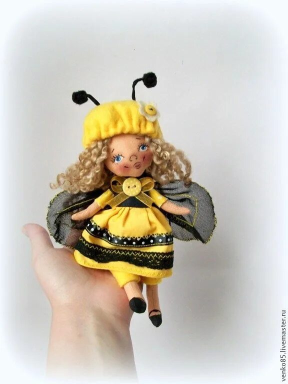 Текстильная Пчелка. Кукла Пчелка. Текстильная кукла пчела. Интерьерная кукла Пчелка. Куколка пчелы