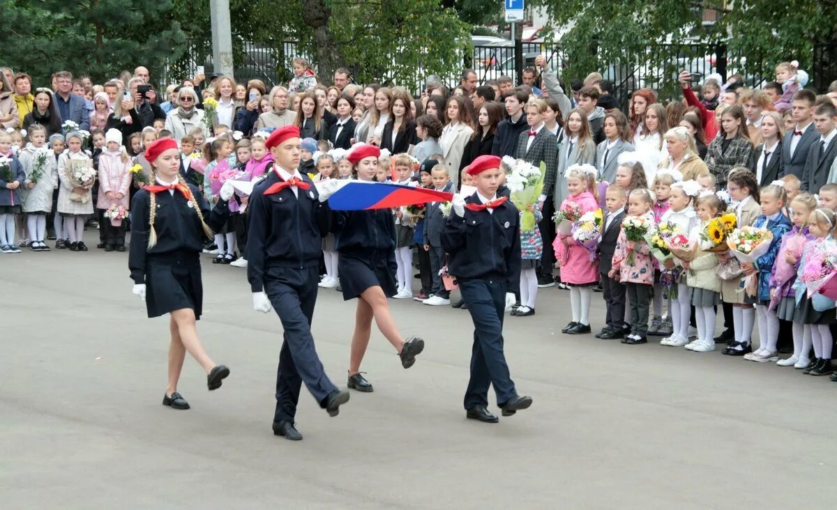 Школы смоленска телефоны. 28 Школа Смоленск. 33 Школа Смоленск. 14 Школа Смоленск. 26 Школа Смоленск.