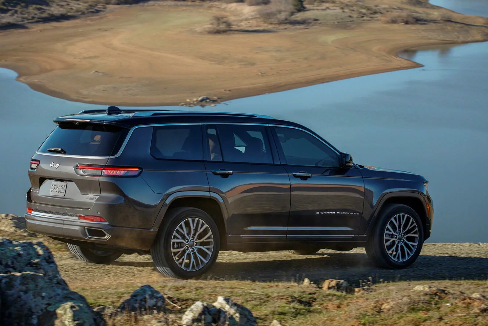 Джип 2025 года. Новый jeep grand cherokee 2025. jeep grand cherokee 2025. jeep grand cherokee 2025. джип гранд чероки 2025.