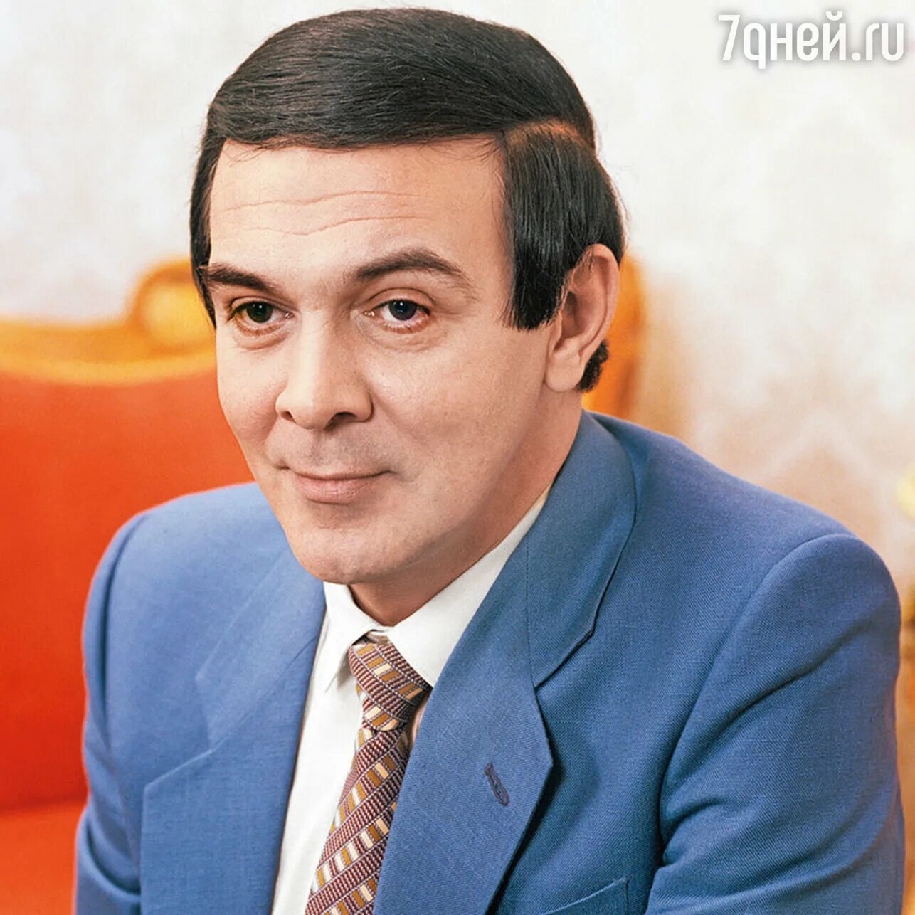 Сколько лет исполняется магомаеву