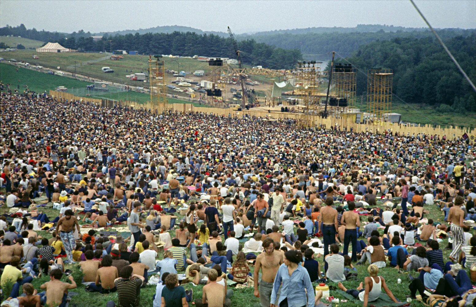 Хиппи фестиваль вудсток. Вудсток сша 1969. Woodstock 1969. Хиппи фестиваль вудсток. Вудсток спб.