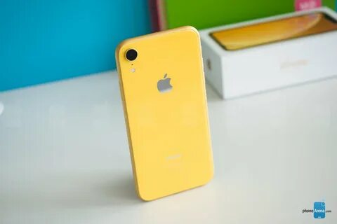 Iphone желтый