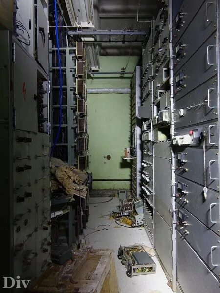 советские бомбоубежища. где стоят бомбоубежища. запасных пунктов управлений.