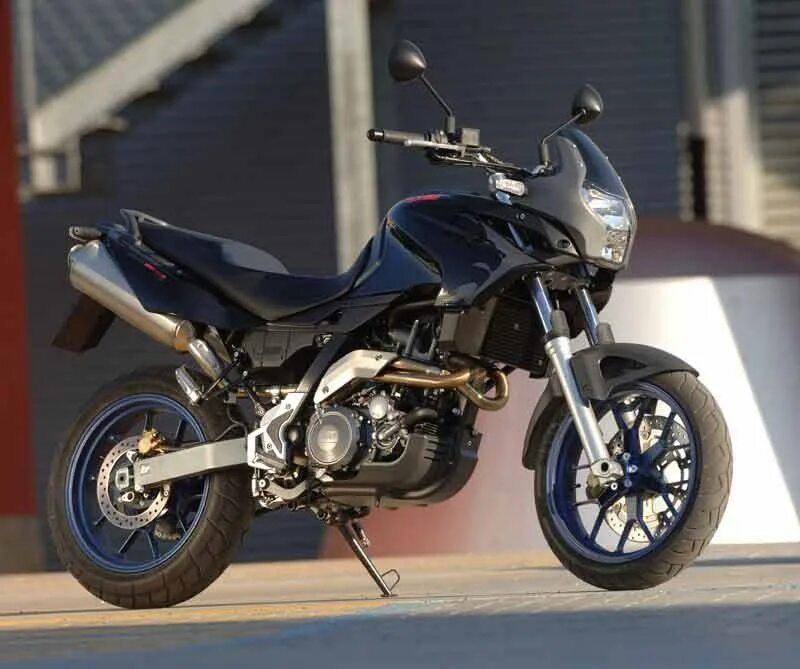 Aprilia 650. Априлия пегасо страда 650. Aprilia пегасо 650. Мотоцикл Априлия пегасо 650. Двигатель Aprilia Pegaso 650.