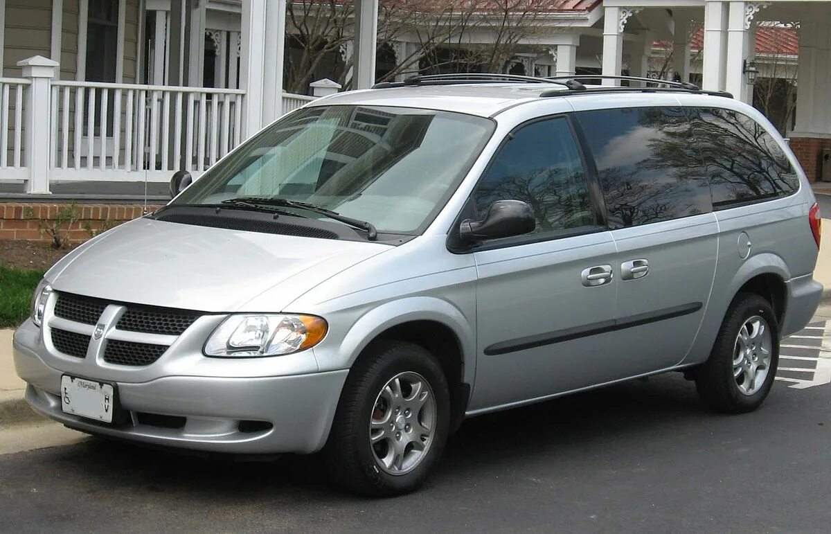 Dodge Caravan 2001-2007. Dodge Grand Caravan. Dodge Caravan III 1995 – 2000. Dodge Grand Caravan 3.