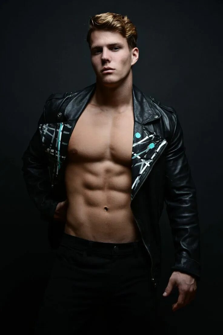 Michael model. Michael dean. модель michael dean johnson. michael dean торс. michael dean pump.