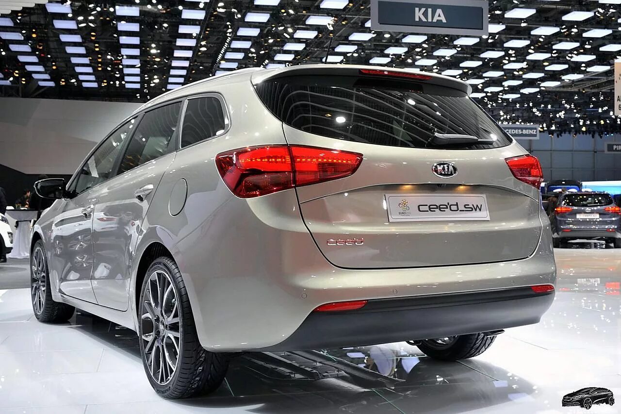 Kia Ceed SW 2016. Kia Ceed универсал 2012-2015. Kia Ceed Sportswagon. Kia Ceed 2015 универсал. Универсал кузов киа