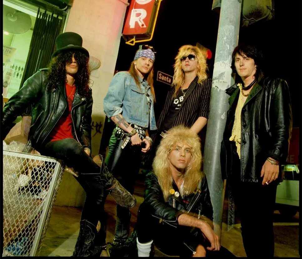Эксл роуз 2021. Роуз лучшие песни. Роуз лучшие песни. Группа guns n’ roses. Guns and roses paradise city.