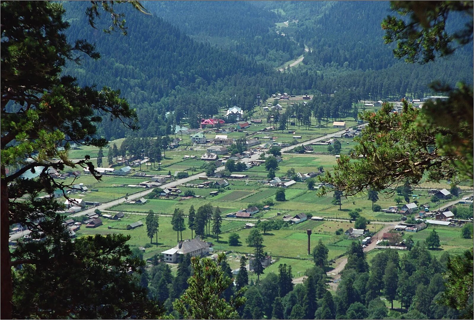 санаторий архыз карачаево-черкесии. туристско-рекреационный комплекс архыз. экотропа архыз млечный путь. всесезонный горнолыжный курорт «архыз». мертвое озеро архыз.