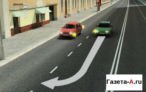 Водитель намеревающийся начать движение от тротуара