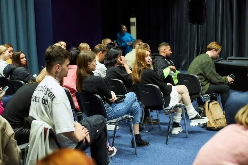 Милова алена, вгик, продюсерский факультет. Сериал студенты рен тв. Вгик герасимова. Бешкинская елена витальевна ранхигс. 150 человек фото.