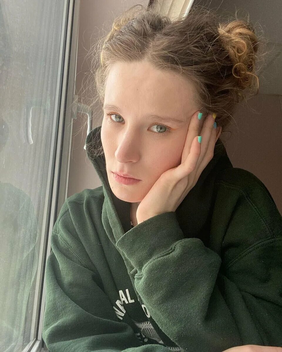 Монеточка новая песня. Монеточка 2020. Монеточка новая песня. Певица монеточка певица. Монеточка.