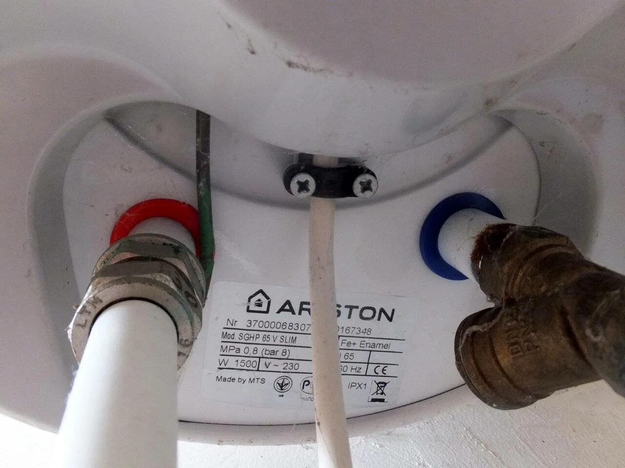 Как разобрать ariston. Водонагреватель Аристон sghp50ve 1.2. Ariston ABS SGHP 65 V Slim. Бойлер Аристон SGHP 65v Slim. Бойлер Аристон SGHP 100 ve 1.5.