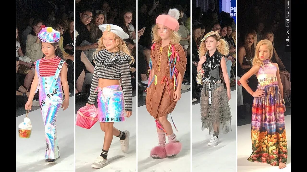 Показ мод дети. Детский модный показ. Kids fashion show. Модный детский показ мода фон для аватарки. Модные дети.