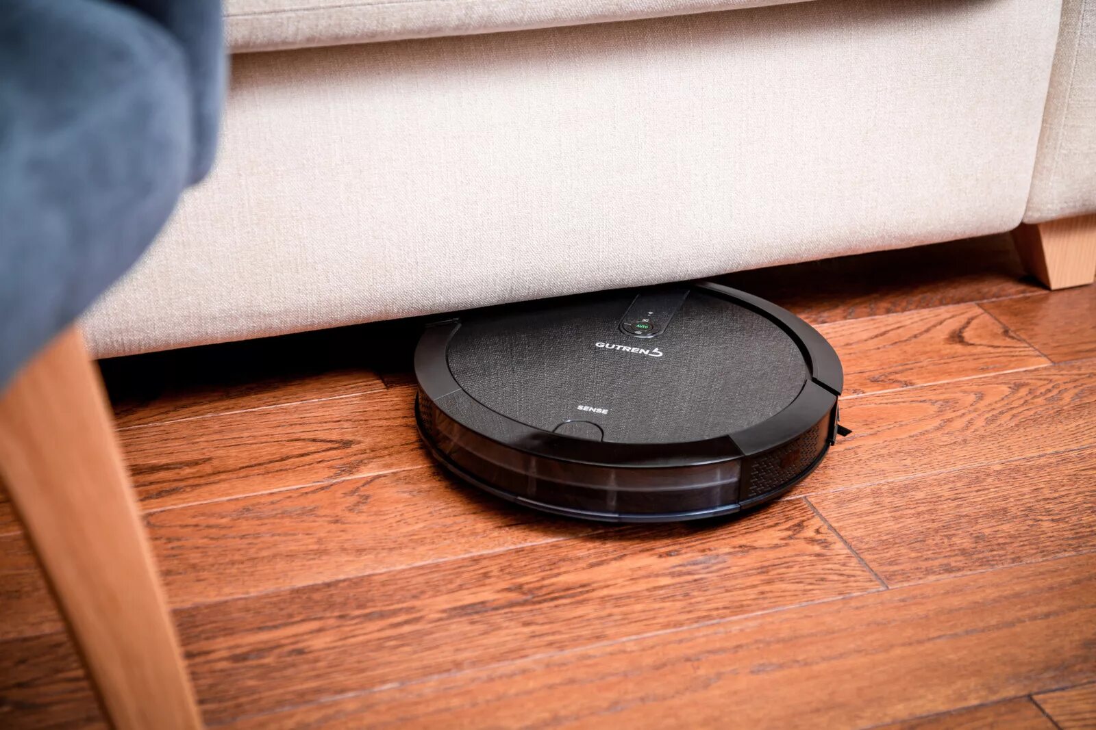 Тонкий робот пылесос. Пылесос gutrend sense 410. робот-пылесос gutrend sense 410. робот-пылесос gutrend sense 410 black. аккумулятор для робота пылесоса gutrend sense 410.