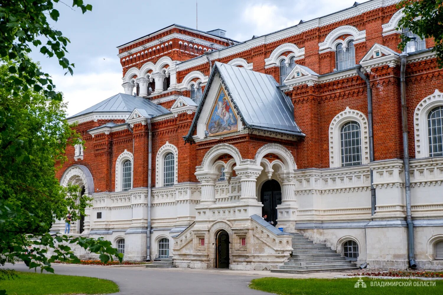 Музей хрусталя фото YugNash.ru