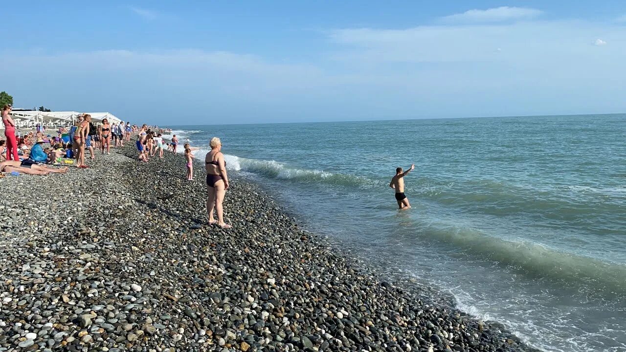 Сочи в июне можно ли купаться. Море в Сочи в мае. Адлер в начале мая. Черное море каждый день. Сочи Черноморская 16.