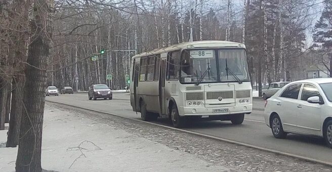 Автобус 88 красноярск маршрут остановки. Автобус 88 Красноярск. Перевозчик маршрут 160 информация. Переулок перевозчиков 88.