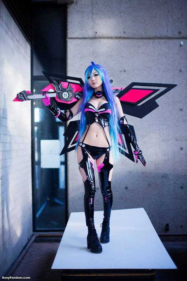 Hyperdimension Neptunia косплей. Iris Heart. Косплей Анатомик Харт. Cosplay heart