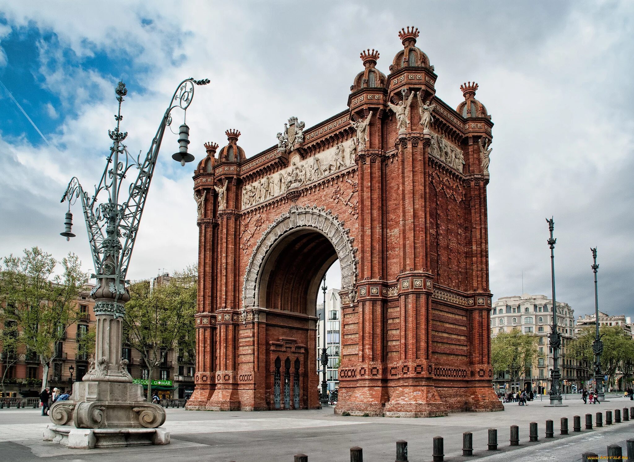 Триумфальная арка Новочеркасск. Триумфальная арка в Москве. Триумфальная арка памятник. Триумфальные ворота (Москва).