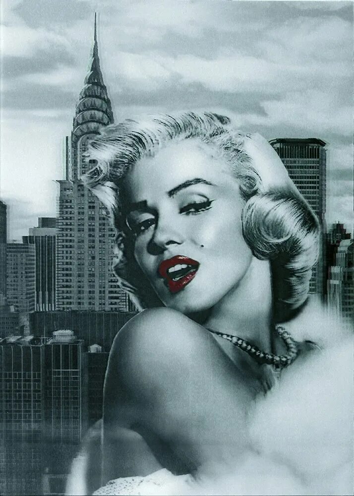 Монро песня. Мэрилин монро плакат. Чехол на хонор 8х с мерлин монро. Монро с басами. Монро с басами.