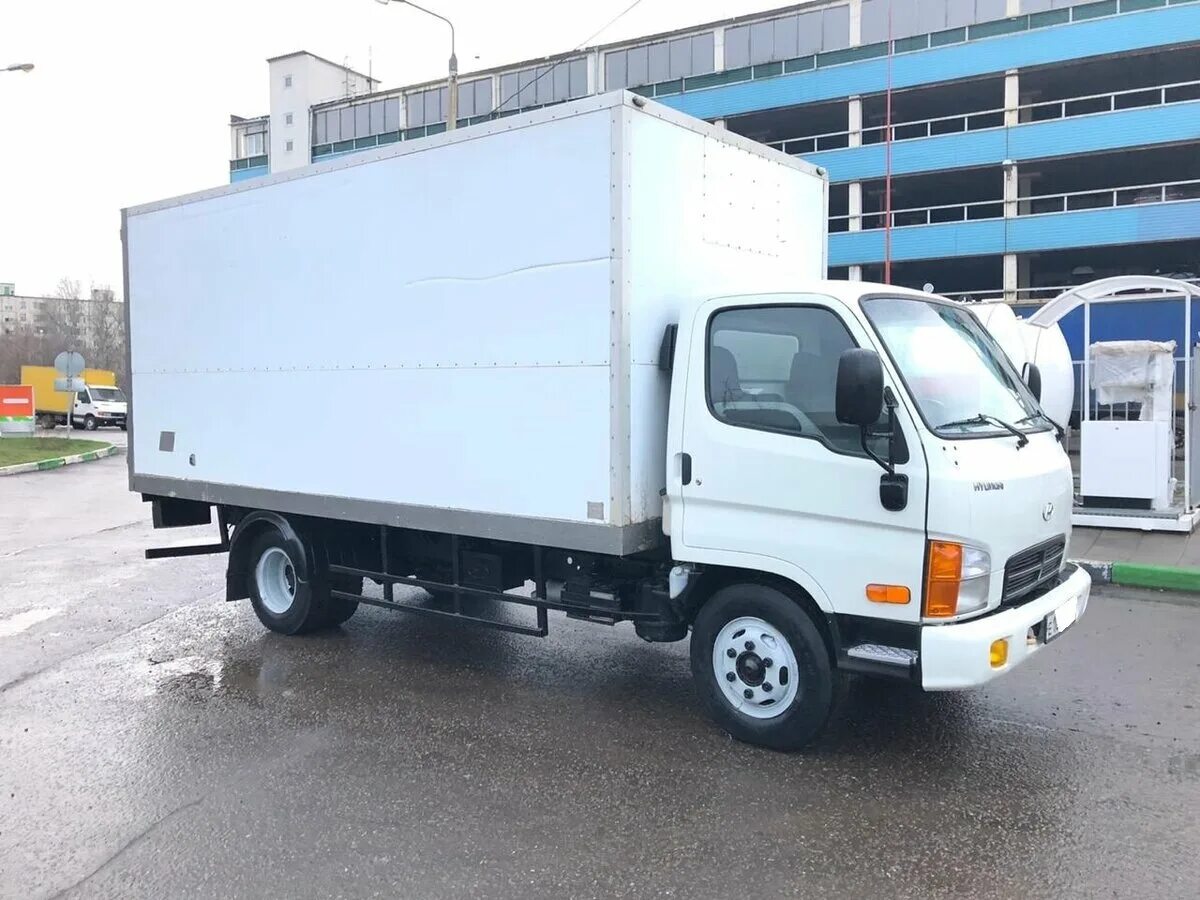 Hyundai HD 72 (изотермический фургон). Hyundai hd72. Hyundai 72, фургон 3,5т. Hyundai hd72 2007.