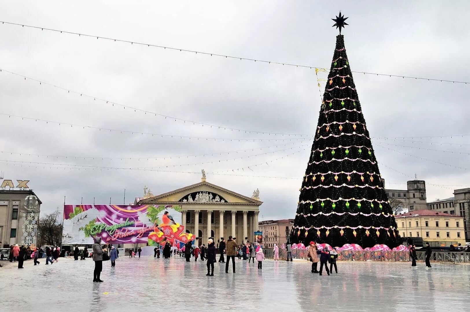 Минск, площадь незалежности, елка?. Минск новый год. Около елки. Елка в минске. Минск, площадь незалежности, елка?.