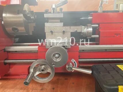 Токарный станок по металлу 210
